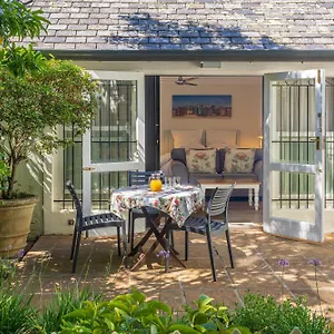 Cape Town hotels &amp; apartments, all accommodations in Cape Town