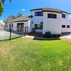 Cape Town hotels &amp; apartments, all accommodations in Cape Town